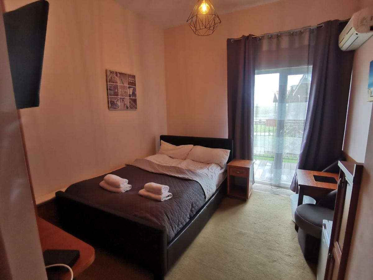 Polaris Krynica Morska Hotel Bagian luar foto